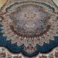 قالی ۱۲ متری ۵۰۰ شانه بدون عیب و سالم