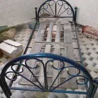 تخت یکنفره باتشک