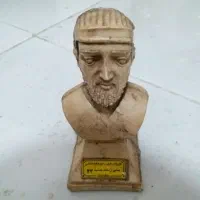 تعدادی مجسمه کلکسیونی کوروش کبیر