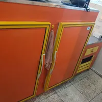 یخچال مغازه برای فست فودی