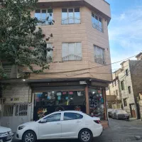 آپارتمان تجاری ۴طبقه دونبش در خیابان اصلی برق ۳فاز