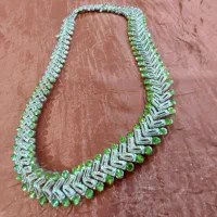 گردنبندزیبای براق نو