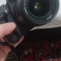 دوربین canon ، 2000D