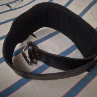 کمربند وزنه برداری