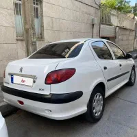 ۲۰۶ اس دی مدل ۹۸بی رنگ فوق العاده تمیز