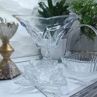 تعدادی ظروف پذیرایی