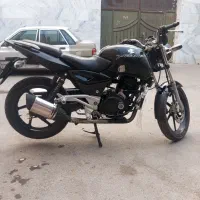 موتور سیکلت پالس ۲۰۰یوجی فر