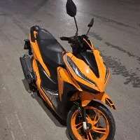 موتور کلیک کویر 150 - s2 - کم کار خونگی بیمه دارد