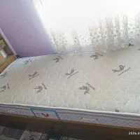 تشک و تخت یک نفره
