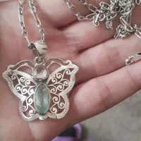 گردنبند پروانه با زنجیر نقره