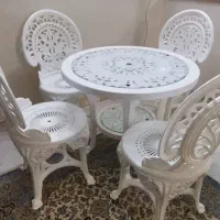 میز و صندلی