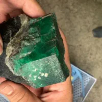 کارشناسی و خرید سنگ ارزشمند و قیمتی وباستانی