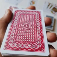 دو مدل آبی و قرمز
