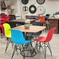 میز و صندلی فایبر پایه اسپایدر