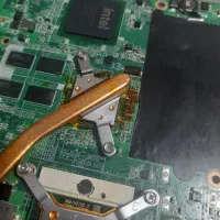 تعمیر تخصصی لپتاپ و کامپیوتر