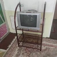 تلویزیون و زیر تلویزیونی