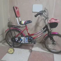 دو عدد دوچرخه۱۶ قرمز مشکی تمیز و سالم