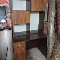 میز و کتاب خانه و کمد لباس