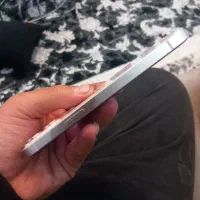 گوشی آیفون ۱۳ نرمال