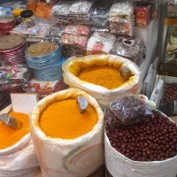 فروشنده زرشک و زعفران ماهر