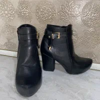 نیم بوت پاشنه بلند