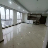 111مترفول نوسازسالن پرده خور روبه آفتاب