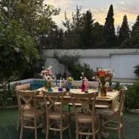 اجاره میز و صندلی و شمعدان (روستیک،شیواری)