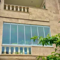 شیشه تاشو بالکنی و کابین دوش وپارتیشن شیشه ای