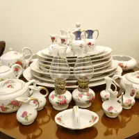 کلکسیونی گل سرخی ژاپنی