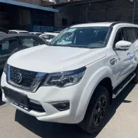 نیسان ترا ۴۰۴ صفر پلاک مدارک آماده