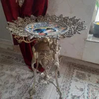 میز کنارسالنی