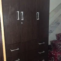 جاکفشی کمد دار
