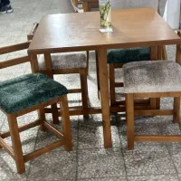میز نهار خوری یک در یک دیبا