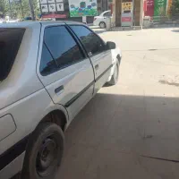 ماشین‌پژو‌405