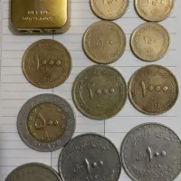 چند سکه زیبا و فندک روکش طلا