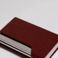 جاکارتی به همراه کارت گمشده