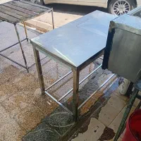 ترازو محک در حد و میز کار استیل مرغ ماهی و رستوران