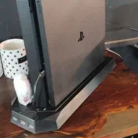 Ps4 slim. 2 tra