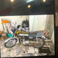 هوندا ۱۲۵ مدل ۸۱