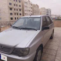 پراید ۱۳۲ نقره ای