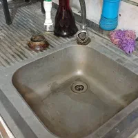 کابینت دو درب و سینک و شیرآب