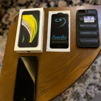 iPhone SE 2020|موبایل|چالوس, |دیوار
