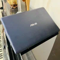 لپ تاپ Asus زیبا وخاص و سبک باریک ۱۱ اینچی نوت بوک
