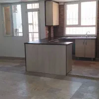 92-متری