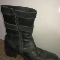 چکمه -زنانه بوت