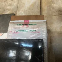 صفحه تاپس سفید براق با مشکی براق طرح سنگ