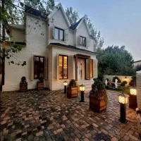 این نما انگلیسی سوپرلاکچری جایی پیدا نمیکنی/سنددار