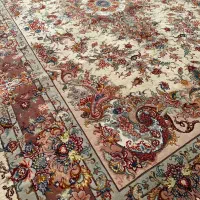 فرش دست بافت گل ابریشم نقشه خطیبی ۲×۳