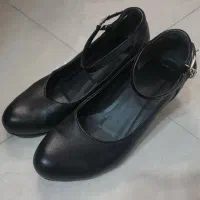 کفش چرم مصنوعی