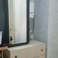 کتابخانه بهمراه دراور ( سه کشو )